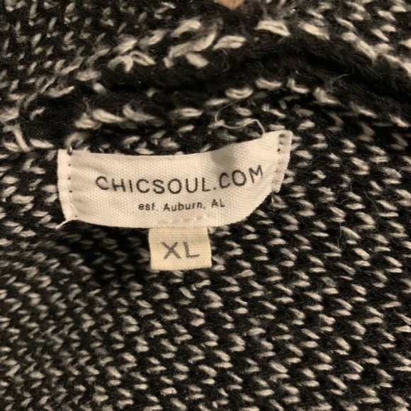 CHIC SOUL Cabin Cutie Cardigan/Poncho - Size XL - Picture 2 of 5